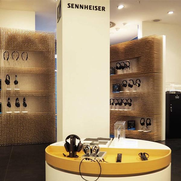 Delafair Innenausbau - Shop in Shop für Sennheiser im KaDeWe